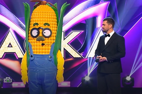 Во втором выпуске пятого сезона шоу «Маска» разоблачили Кукурузу, под маской скрывался...